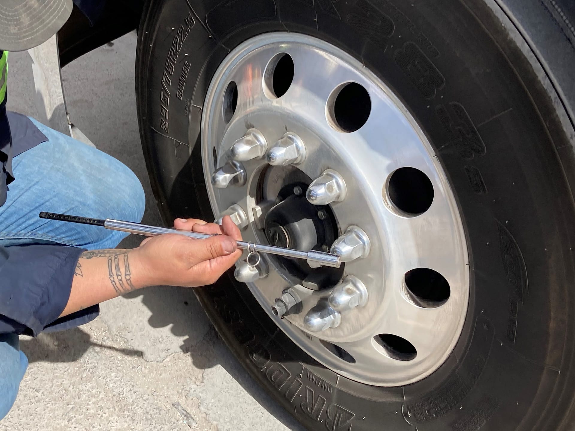 tire-air-preassure tire pressure